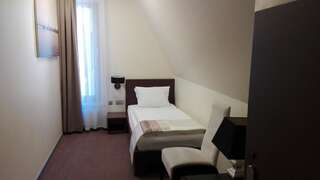 Отель Old City Boutique Hotel Рига Семейный люкс-7